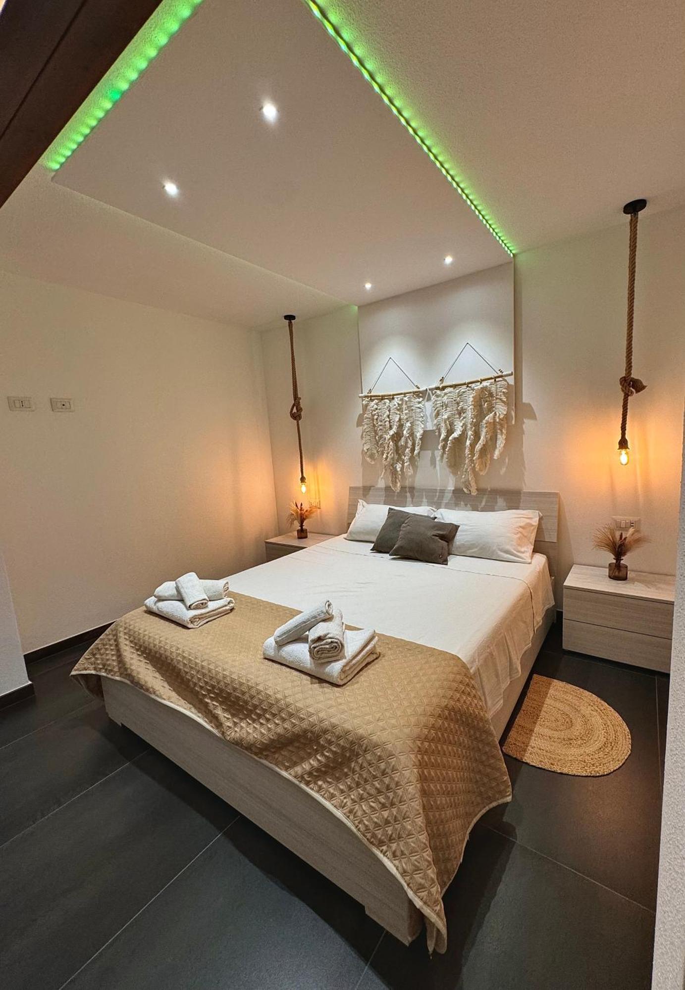 Bellavista Luxury Apartments La Caletta Extérieur photo